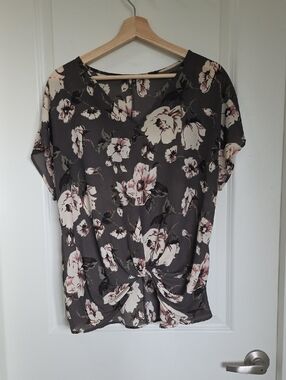 West Kei Gray Floral Twist-Front Blouse with Cream & Pink Flowers
